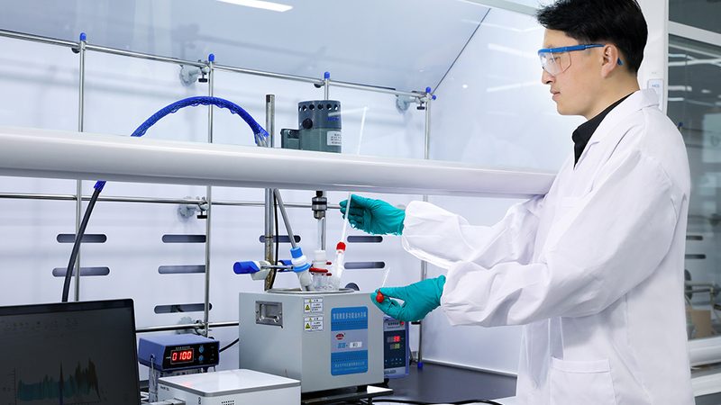 造纸化学助剂：揭秘其价格背后的因素**